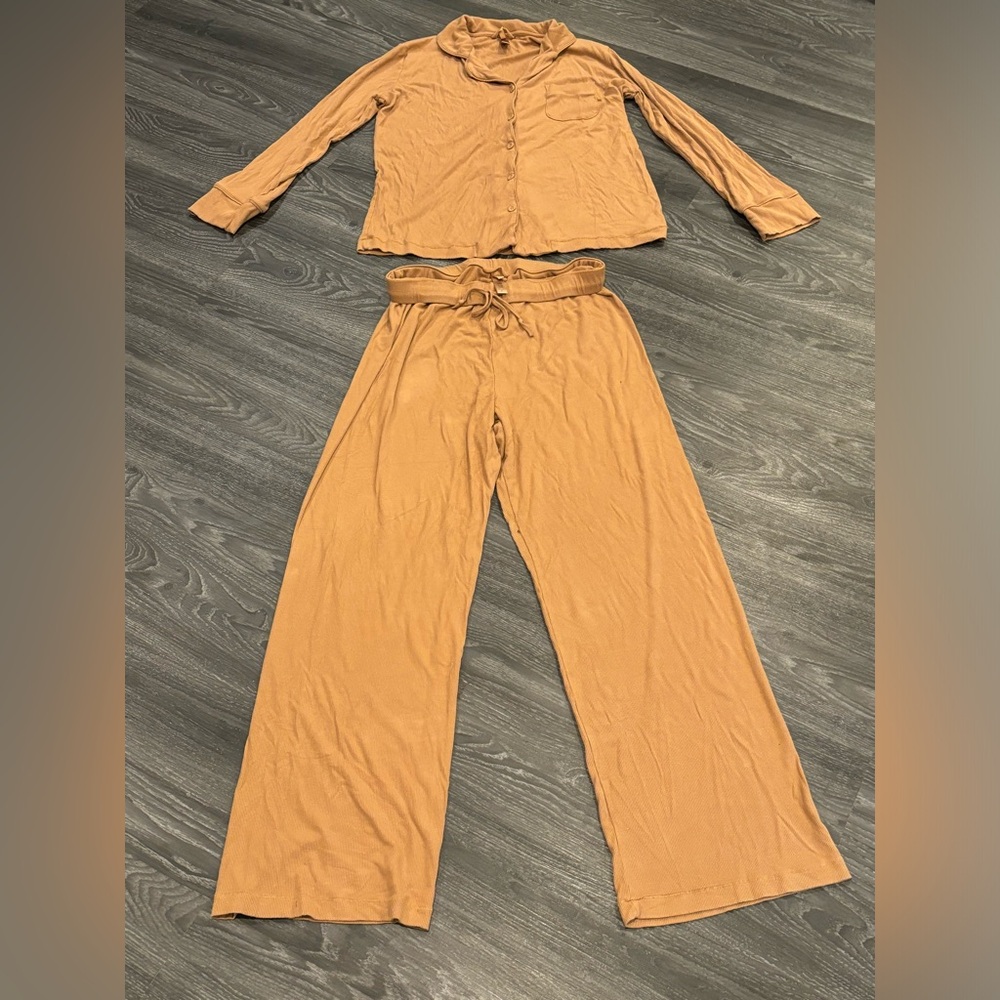 Neutral/tan SKIMS lounge PJ set, size medium